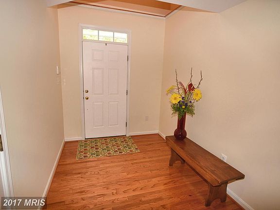 3rd image of 1434 Thornbury Ct