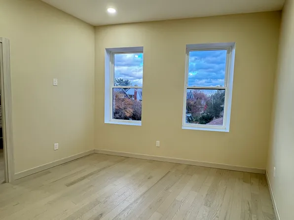 1221 Church Avenue image 17 of 21