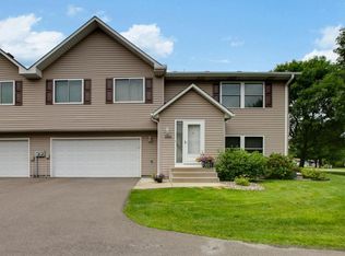 3701 Gershwin Ln N, Oakdale, MN 55128