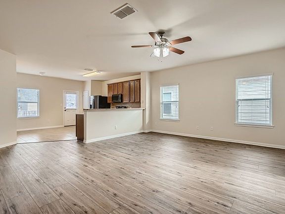 5th image of 137 Bufflehead Ln