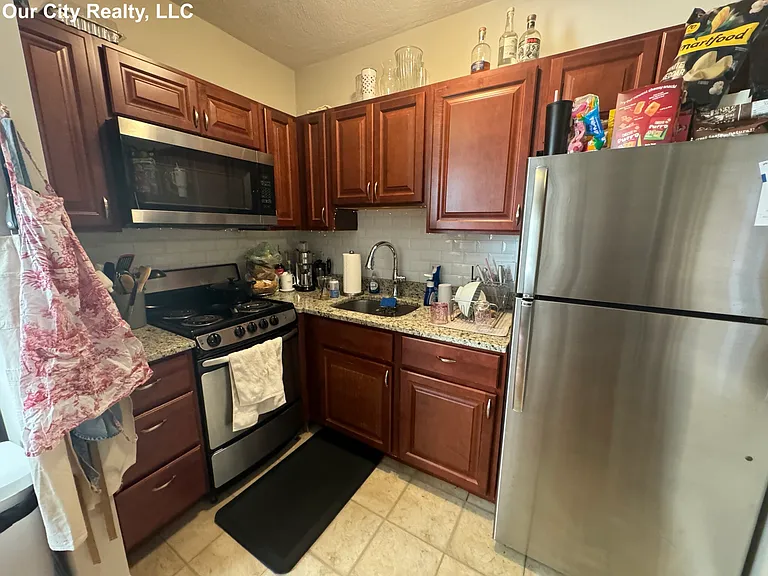 5 Craigie Cir #6 — Photo 4