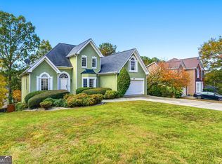 325 Riverbirch Ln, Lawrenceville, GA 30044