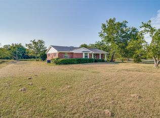 1001 Crisp Rd, Ennis, TX 75119