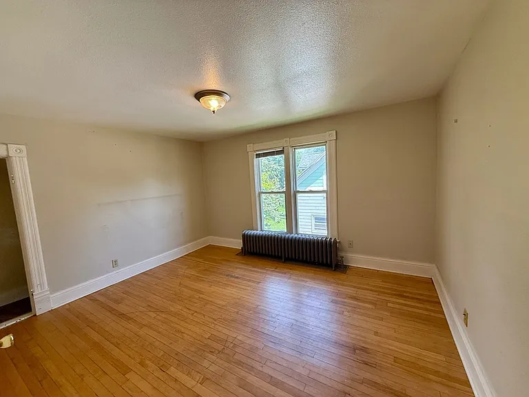 238 Scott Ave #A — Photo 6