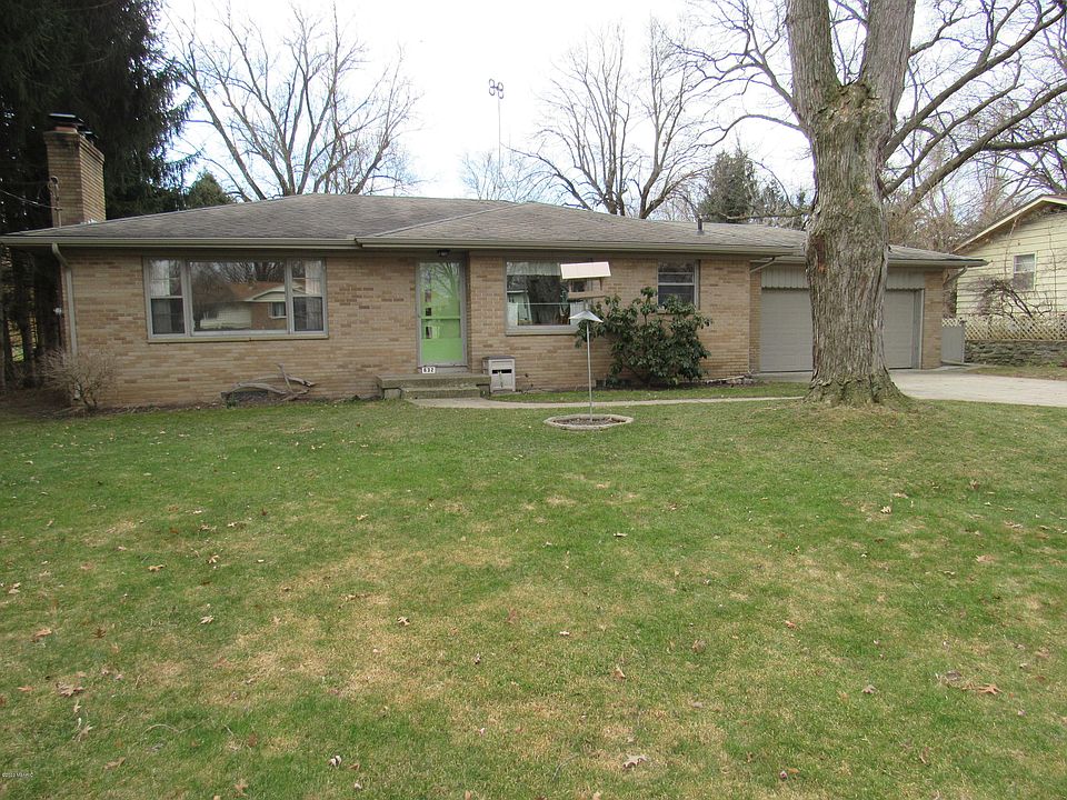 1st image of 632 Hachmuth Dr NW