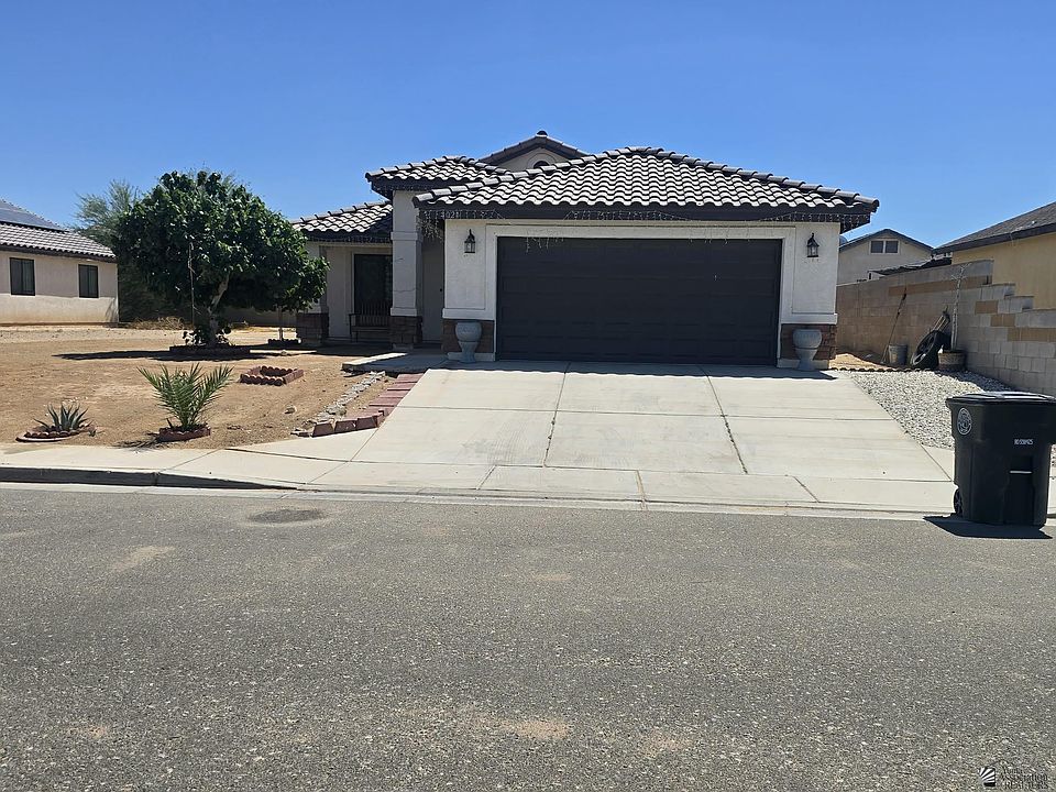 1st image of 4021 E Hoyos St