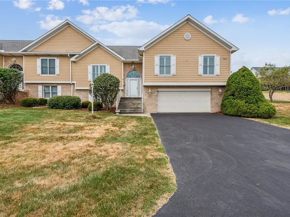 1014 Boniface Dr, Latrobe, PA 15650