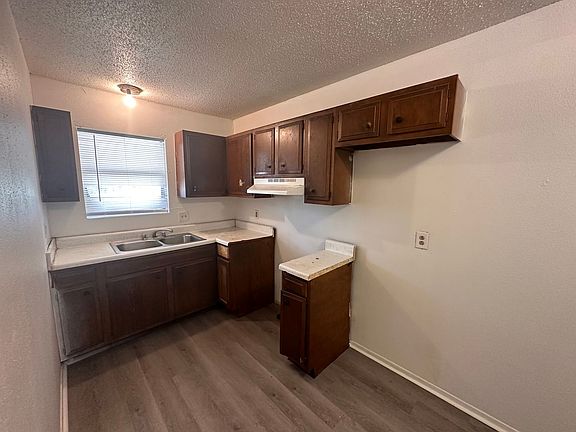 3rd image of 690 Adams St #203
