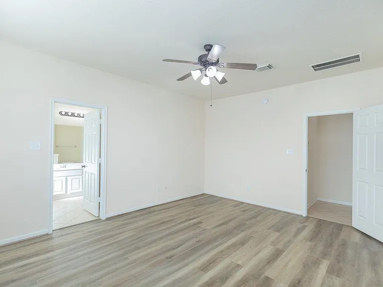 7427 Boerne Creek Dr — Photo 6