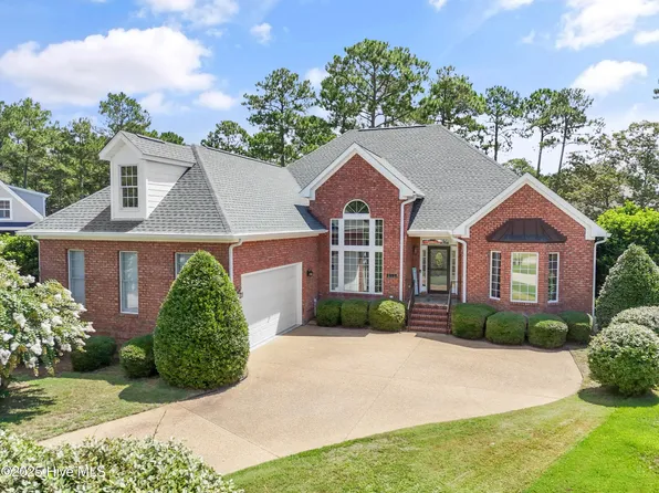 375 Broad Leaf Lane SE, Bolivia, NC 28422