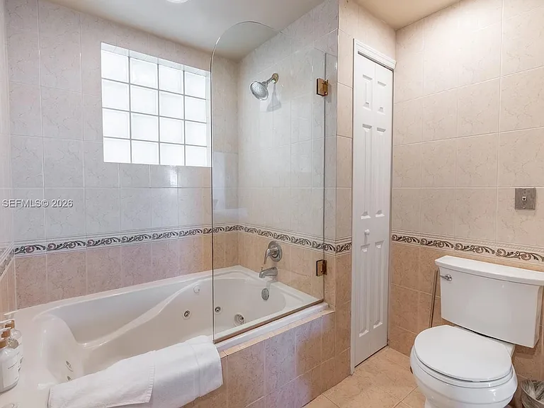 3255 NE 184th St #12406 — Photo 42