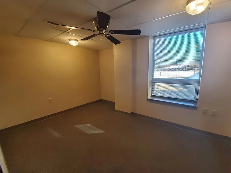 Madison Street Apartments — Photo 6