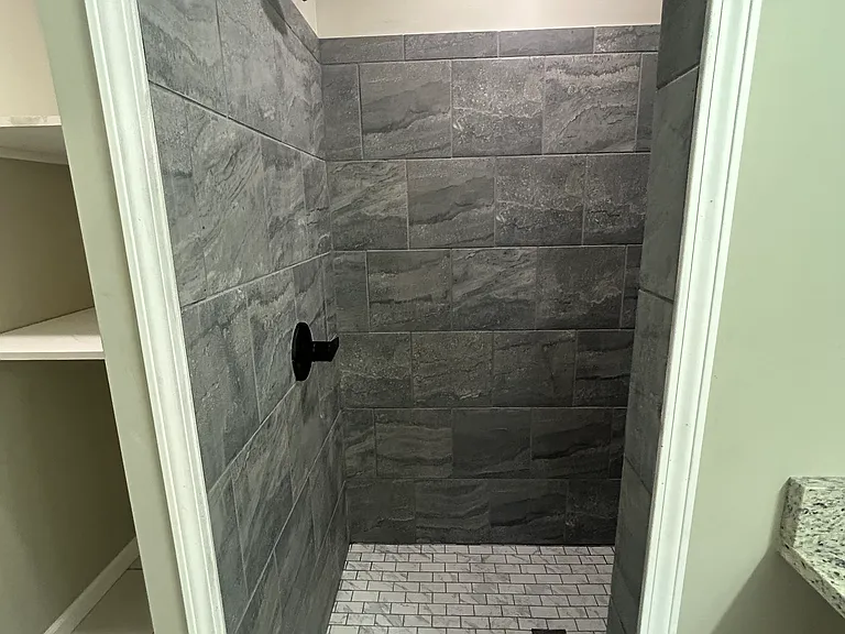 205 Coakley St — Photo 3