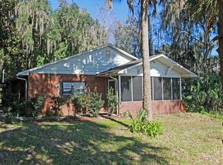 279 W River Rd, Palatka, FL 32177