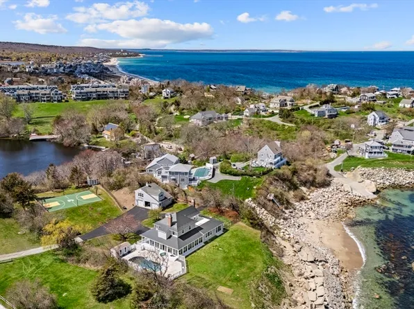 141 Stage Point Rd, Plymouth, MA 02360