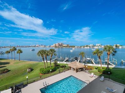 650 Island Way APT 404, Clearwater, FL, 33767