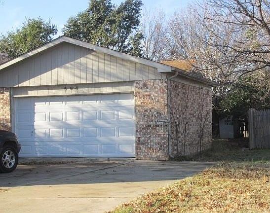 3rd image of 504 Plainview Dr