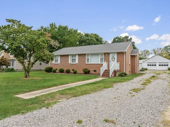 24810 Mount Pleasant St, Petersburg, VA 23803