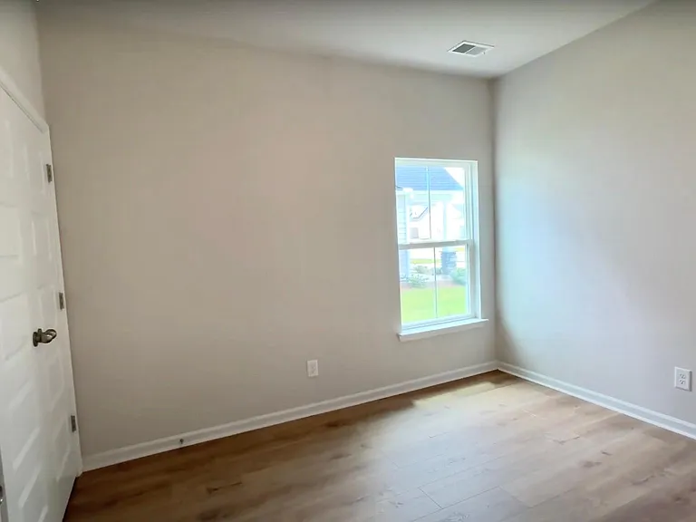 4075 Da Vinci Dr — Photo 8