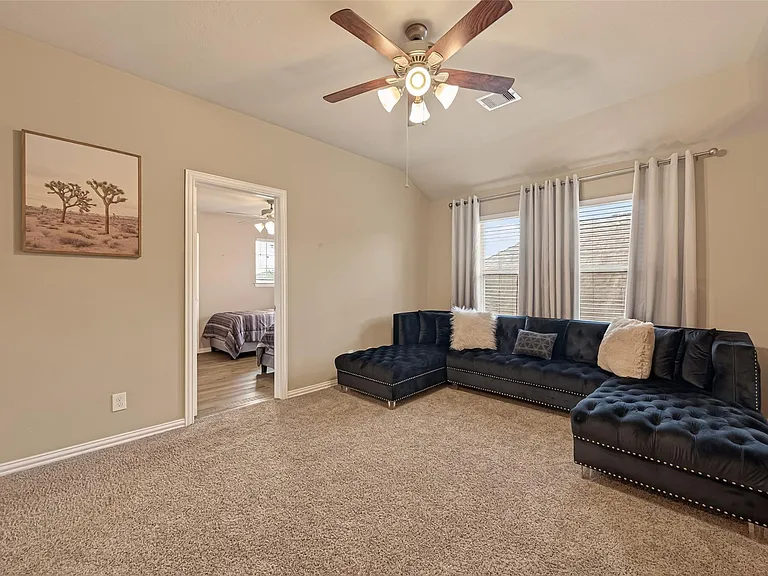 4502 Mallory Creek Dr — Photo 28