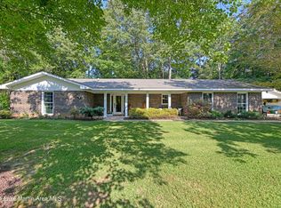 1892 Cathy Cir, Alexander City, AL 35010