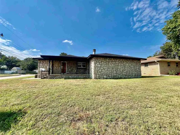 2000 N 5th St, Ponca City, OK 74601