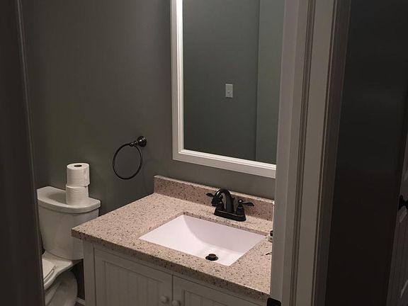 Bathroom vanity