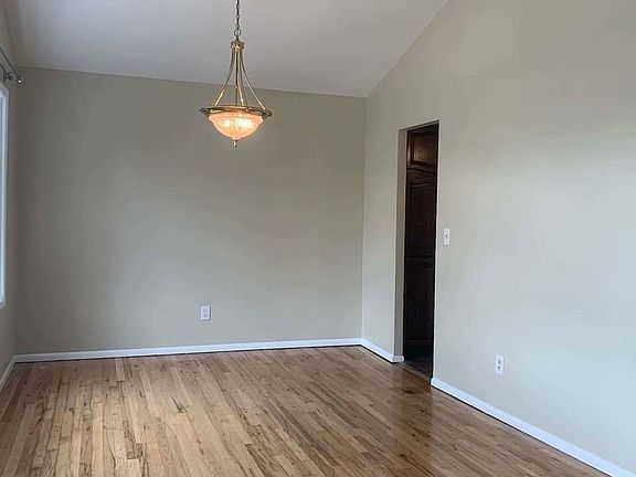 4th image of 101 Brookfield Ave #2F