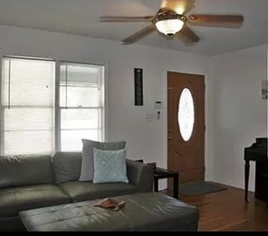 1320 Nebraska Ave — Photo 3