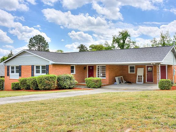 2nd image of 2081 Hillsinger Drive