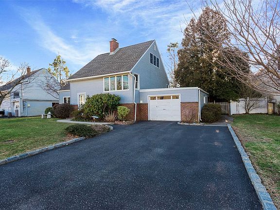2nd image of 7 Plumtree Ln