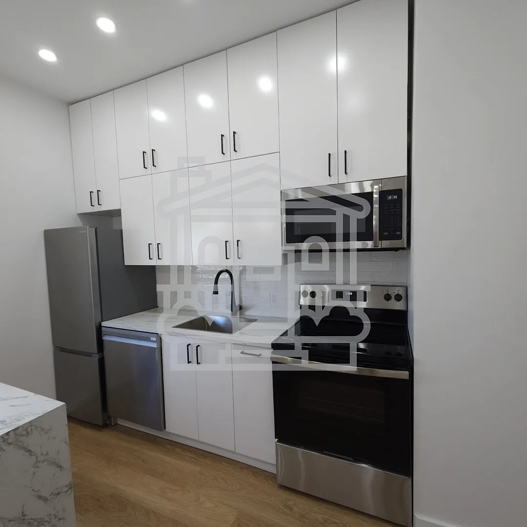 Building Photo - 311 SE 153rd Ave