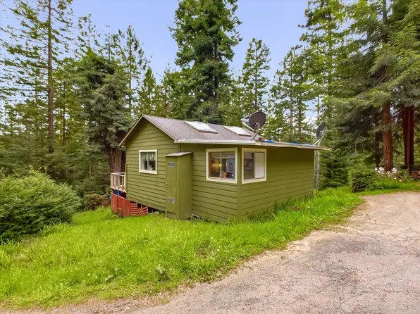 355 Redmond Rd, Eureka, CA 95503