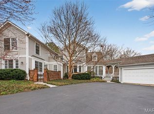 1 Clermont Ln, Saint Louis, MO 63124