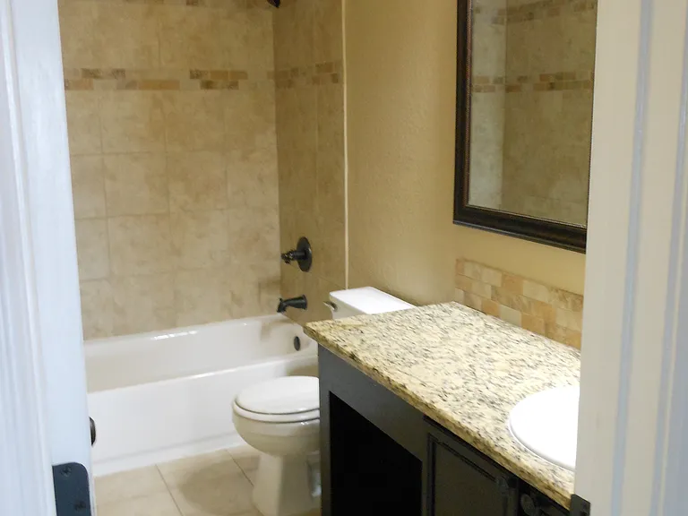 617 San Augustine Blvd — Photo 25