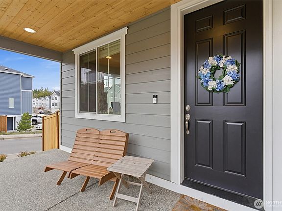 3rd image of 10378 Balto Road NW