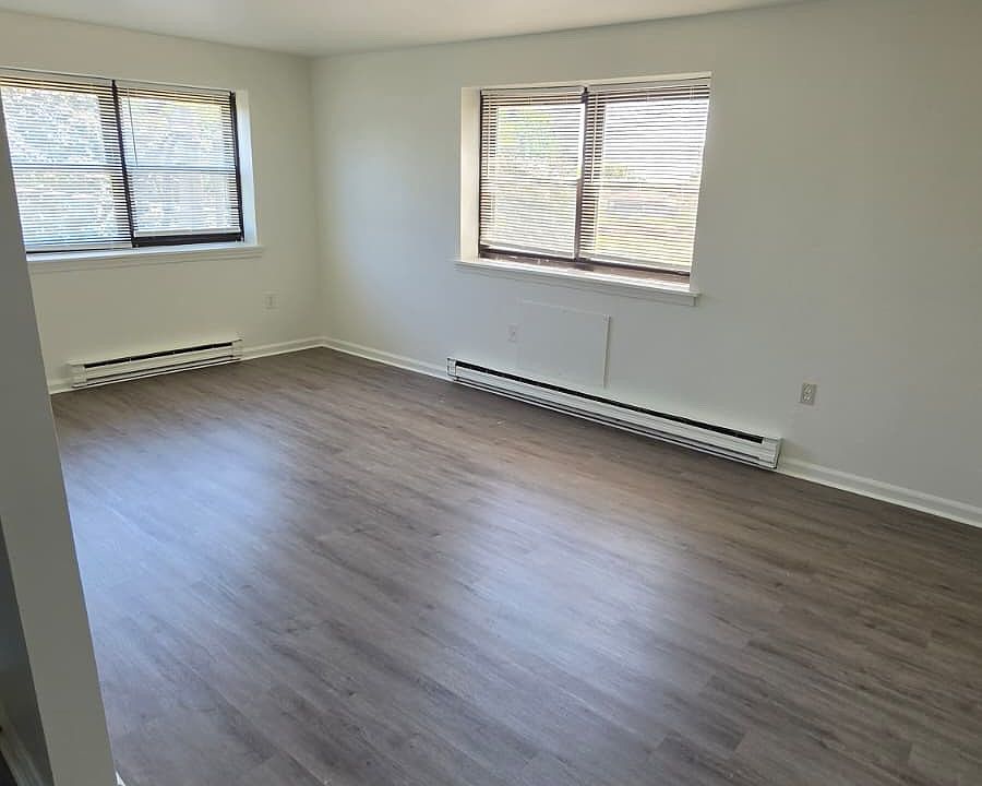 1st image of 832 Atlantic St APT 3A