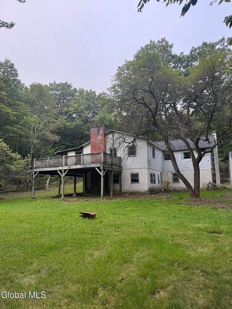 1st image of 98 Red Pond Road