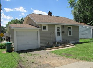 6319 32nd St W, Saint Louis Park, MN 55416