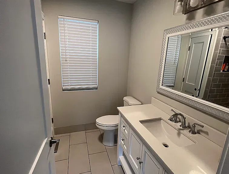 3054 N Spaulding Ave #2 — Photo 12