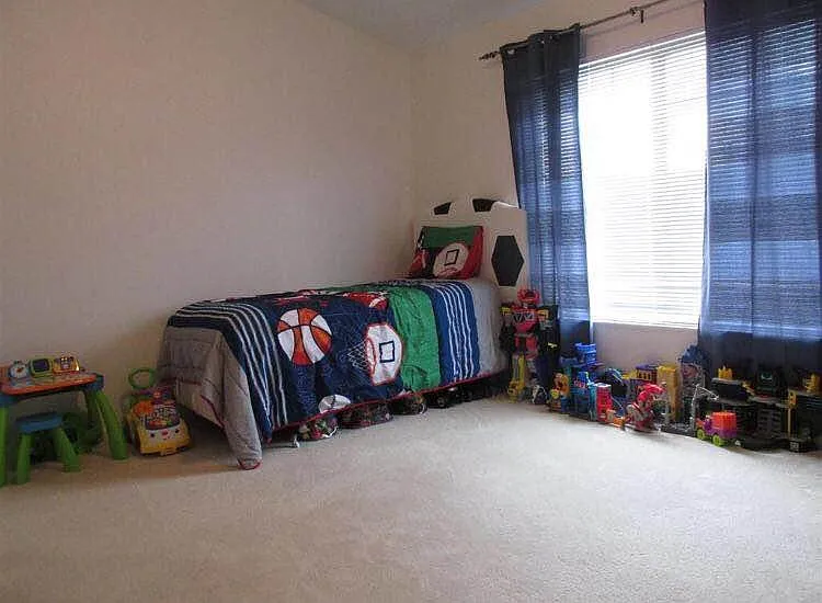 5799 Southwater Dr — Photo 7
