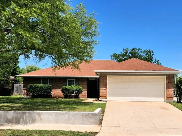 3300 Fairmeadows Ln, Fort Worth, TX 76123