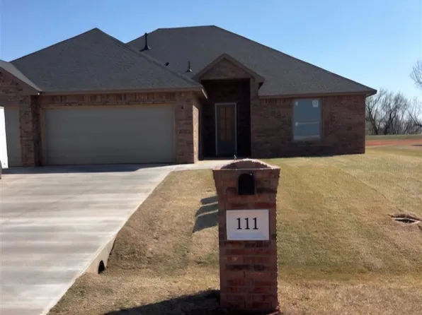 111 S 6th Ave, Sterling, OK 73527