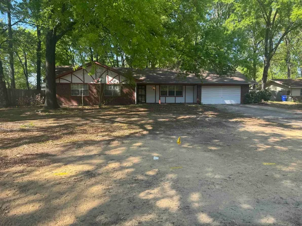 48 White Oak Dr, Conway, AR 72034