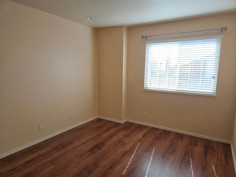 3076 Valleywood Ct — Photo 19