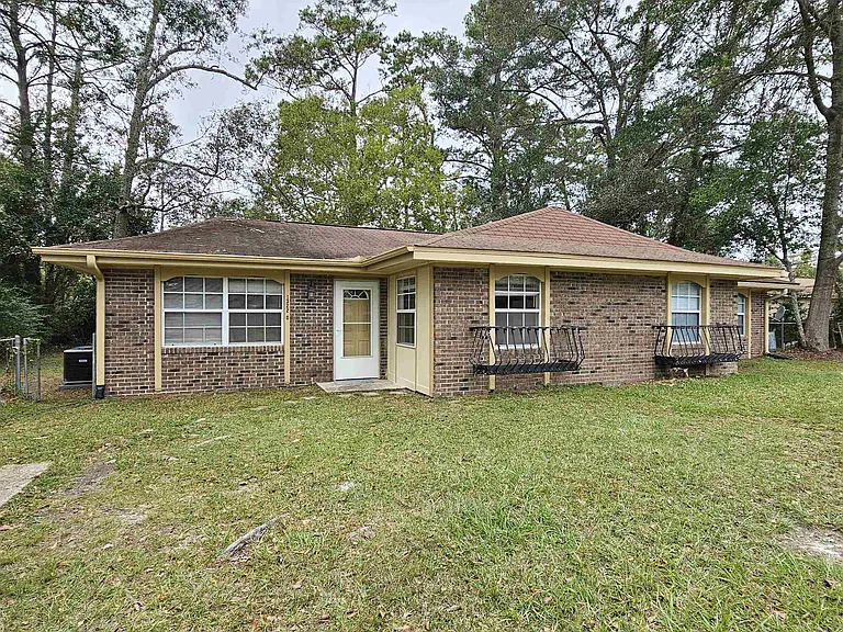 1322 Kings Dr #A — Photo 1