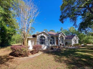 5770 N Elkcam Blvd, Beverly Hills, FL 34465