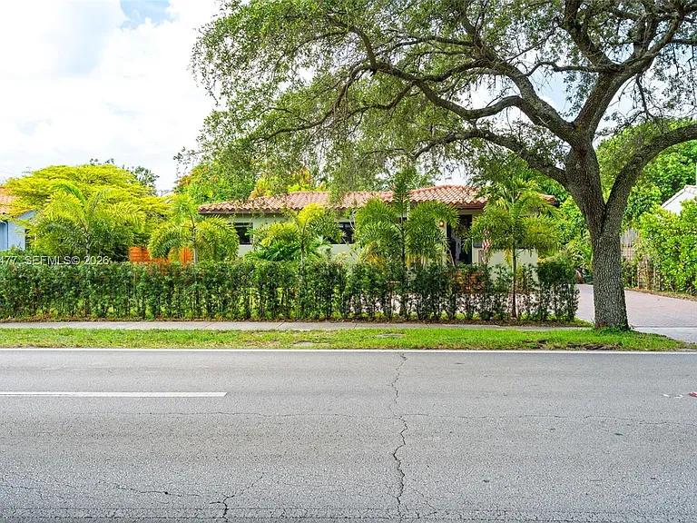 550 Westward Dr — Photo 33