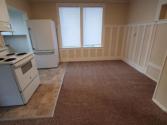 3rd image of 328 S Lafayette Ave APT 1