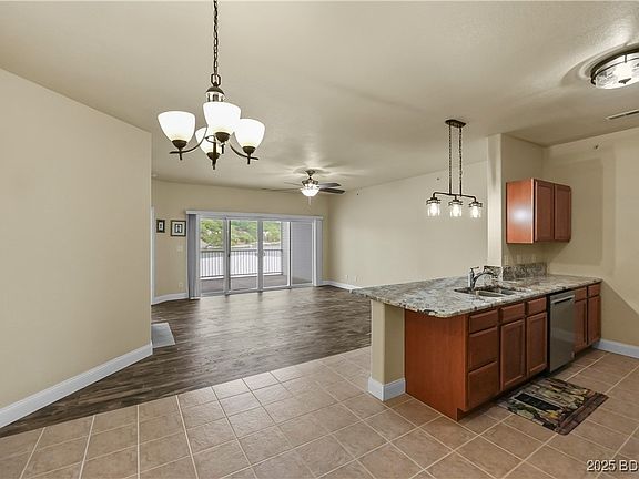 5th image of 60 Knox Rd #Z204